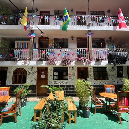 El Jardin Escondido Party Hostel Baños Eksteriør billede