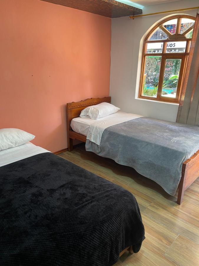 El Jardin Escondido Party Hostel Baños Eksteriør billede